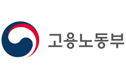 최저임금 고시 취소소송 각하, 노동부 '당연한 결과'